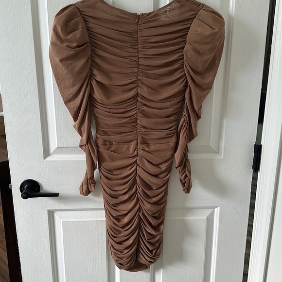 Oh Polly - Rouged Beige Dress - Picture 3 of 3